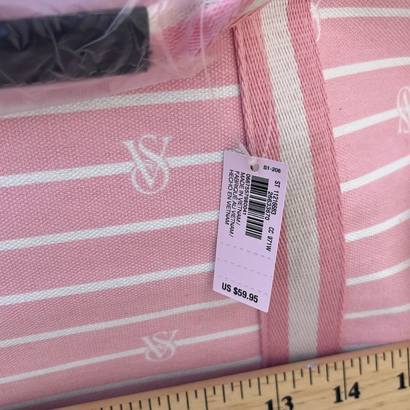 Victoria Secret tote bag - Picture 15 of 15